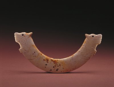 图片[1]-Double tiger head jade pendant-China Archive